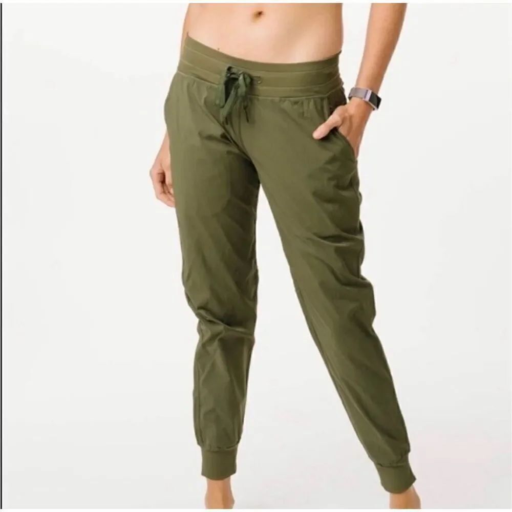 Zyia Trail Jogger Pants green size 12